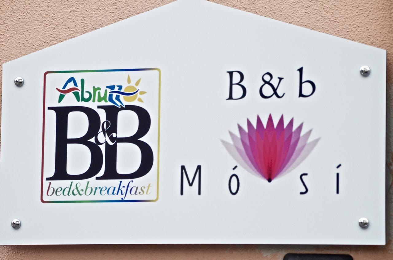 B&B Mo•Si Massa d'Albe Exterior foto
